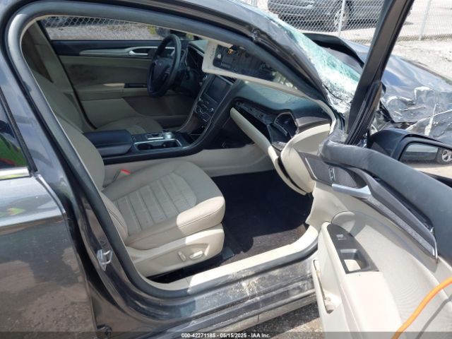 2019 FORD FUSION 3FA6P0HDXKR258323 Photo 4