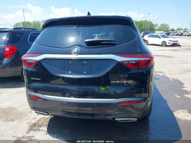5GAEVCKW9JJ158196 Buick Enclave Avenir