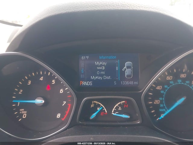 1FMCU9GXXEUD95275 Ford ESCAPE SE