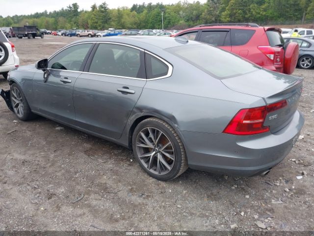 2018 VOLVO S90 LVY982MK1JP038653 Photo 2
