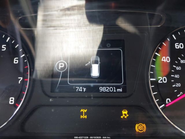 5XYPGDA55HG203645 KIA Sorento 3.3l Lx