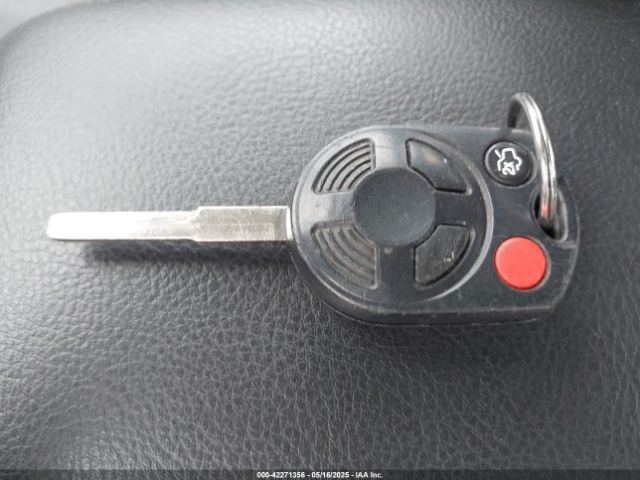 1FADP3F2XEL302740 Ford FOCUS SE