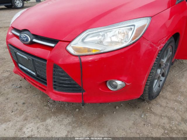 1FADP3F2XEL302740 Ford FOCUS SE