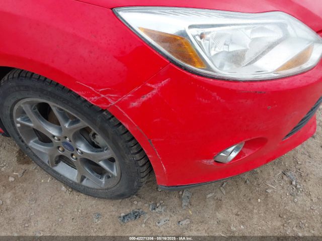 1FADP3F2XEL302740 Ford FOCUS SE