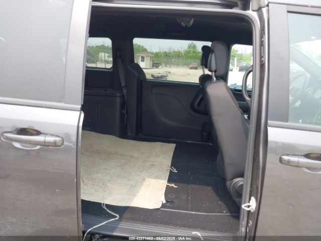 2C4RDGBG6KR596593 Dodge Grand Caravan Se Plus