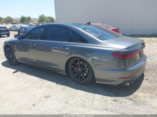 2023 AUDI S8 WAULSBF88PN002413 Photo 2