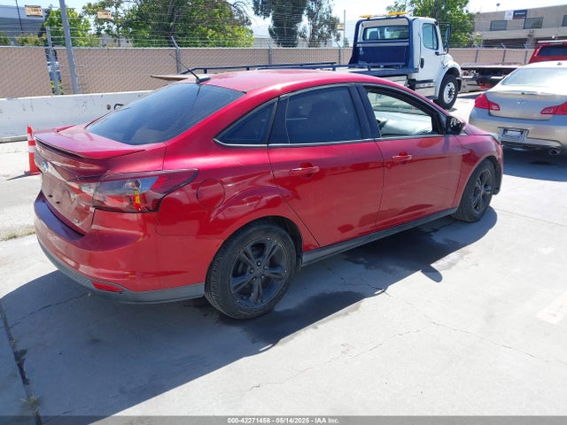 Ford FOCUS SE 2014 1FADP3F24EL162622 Image 4