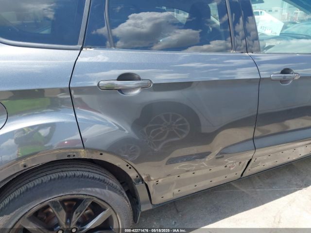 1FMCU0GD0KUB74569 Ford ESCAPE SE
