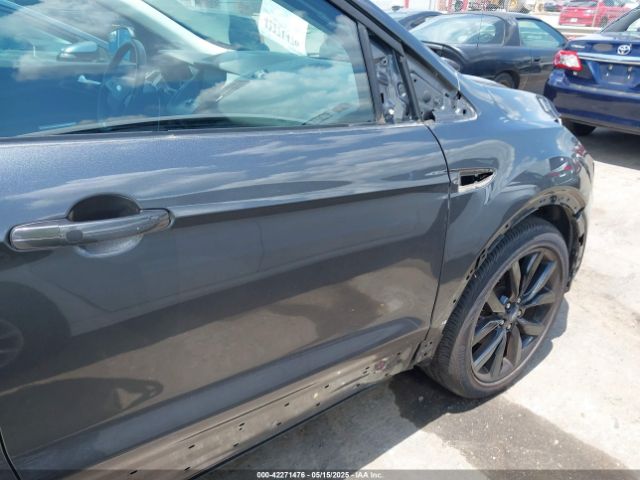 1FMCU0GD0KUB74569 Ford ESCAPE SE