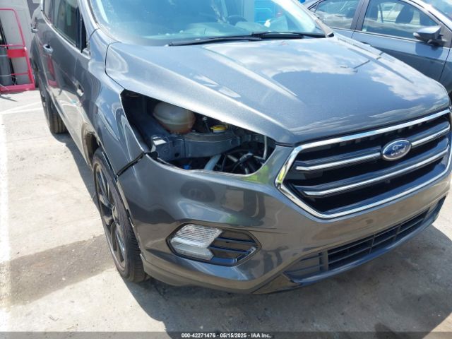 1FMCU0GD0KUB74569 Ford ESCAPE SE