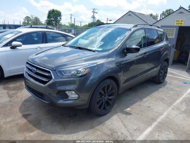 1FMCU0GD0KUB74569 Ford ESCAPE SE