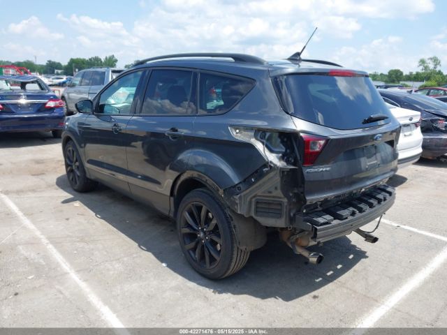 1FMCU0GD0KUB74569 Ford ESCAPE SE