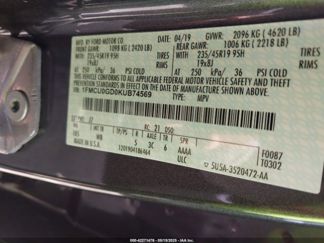 1FMCU0GD0KUB74569 Ford ESCAPE SE