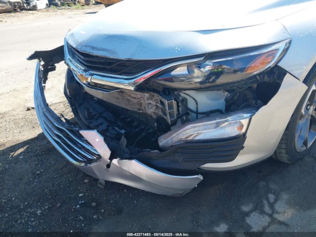1G1ZD5ST2NF112893 Chevrolet Malibu Fwd Lt