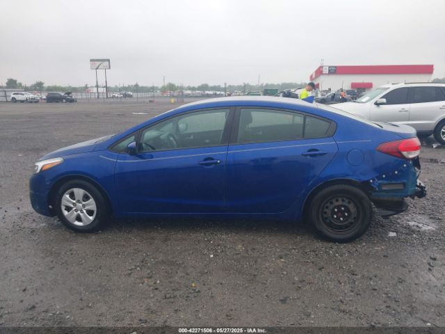 3KPFK4A75HE151376 KIA FORTE LX