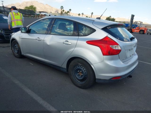 1FADP3K27EL113632 Ford FOCUS SE