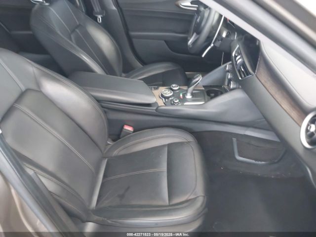 2019 ALFA ROMEO GIULIA ZARFAMBN1K7599269 Photo 4