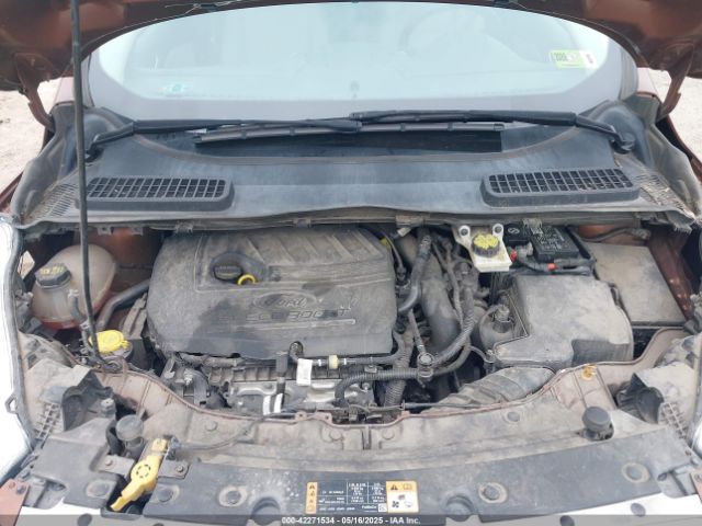 1FMCU9GD2HUB40534 Ford ESCAPE SE
