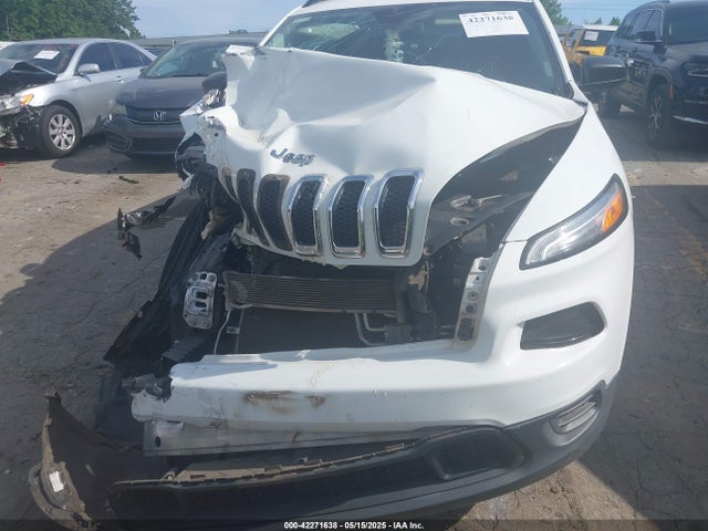 1C4PJLAB6HW669069 Jeep Cherokee Sport Fwd