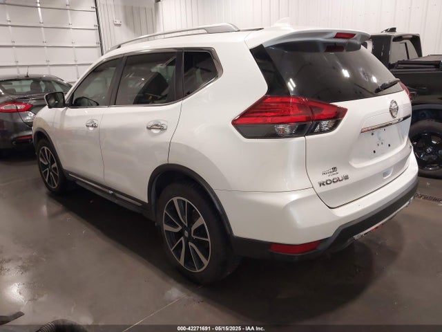 JN8AT2MV8HW256848 Nissan Rogue Sl