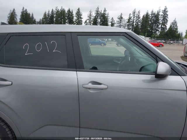 KNDJ23AU7N7825856 KIA SOUL LX