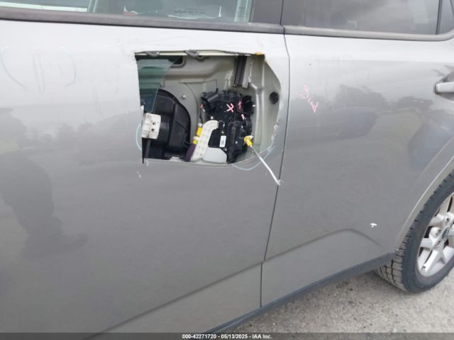 KNDJ23AU7N7825856 KIA SOUL LX