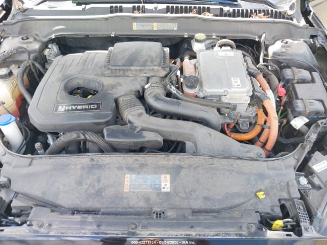 3FA6P0MU7KR220148 Ford Fusion Hybrid Sel