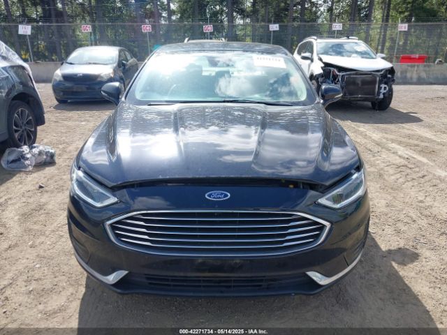 3FA6P0MU7KR220148 Ford Fusion Hybrid Sel