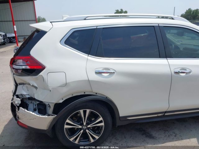JN8AT2MT9HW404813 Nissan Rogue Sl