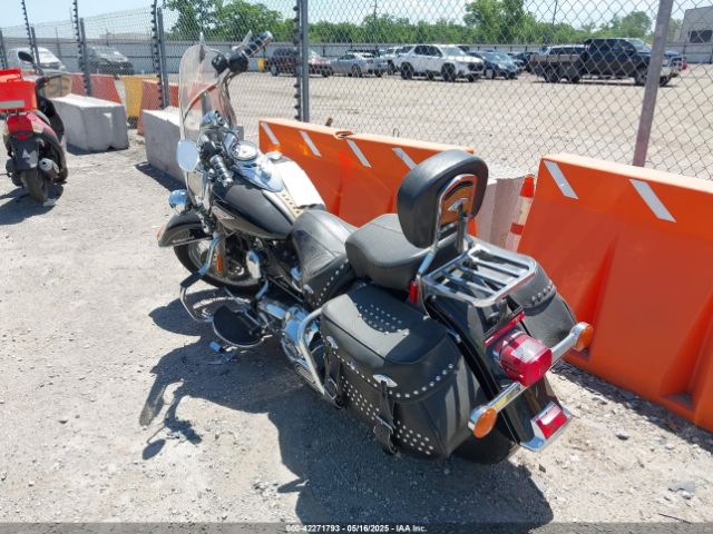 2010 HARLEY-DAVIDSON FLSTC 1HD1BW518AB025722 Photo 2