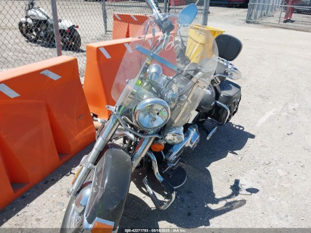 2010 HARLEY-DAVIDSON FLSTC 1HD1BW518AB025722 Photo 4