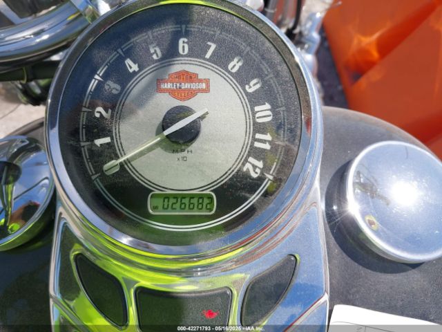 2010 HARLEY-DAVIDSON FLSTC 1HD1BW518AB025722 Photo 6
