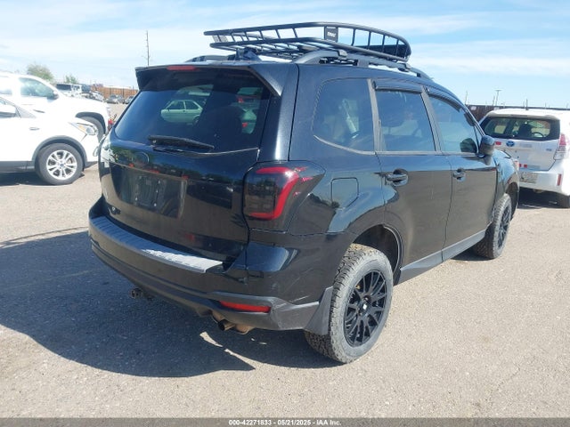 JF2SJAGC0JH430305 Subaru Forester 2.5i Premium