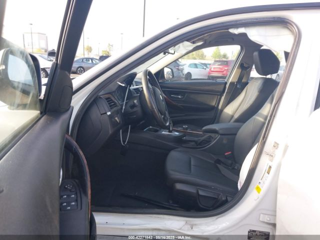 WBA3B1G50ENS77267 BMW 320i