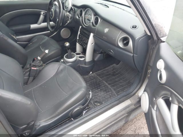 2004 MINI COOPER S WMWRE33494TD75513 Photo 4