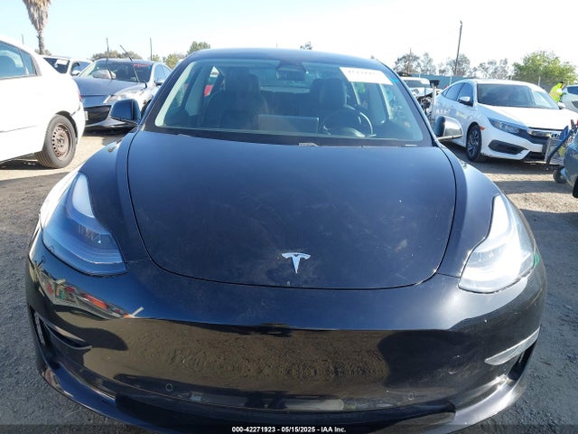 Tesla Model 3 Standard Range Plus Rear-wheel Drive 2021 5YJ3E1EA4MF982032 Image 12