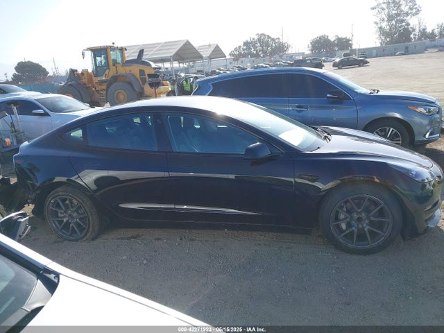 Tesla Model 3 Standard Range Plus Rear-wheel Drive 2021 5YJ3E1EA4MF982032 Image 13