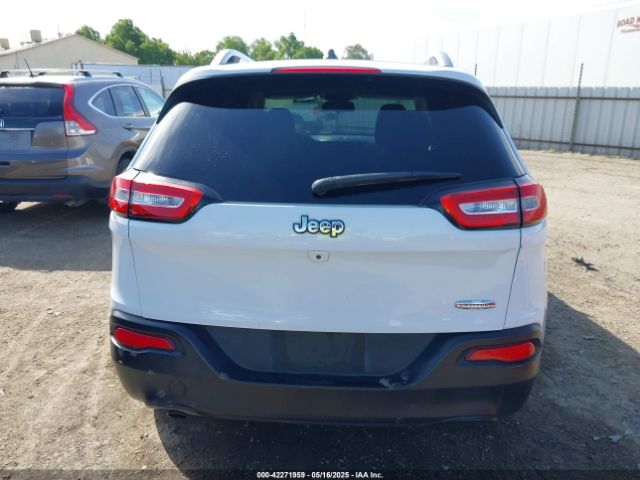 1C4PJLCB7FW732710 Jeep Cherokee Latitude
