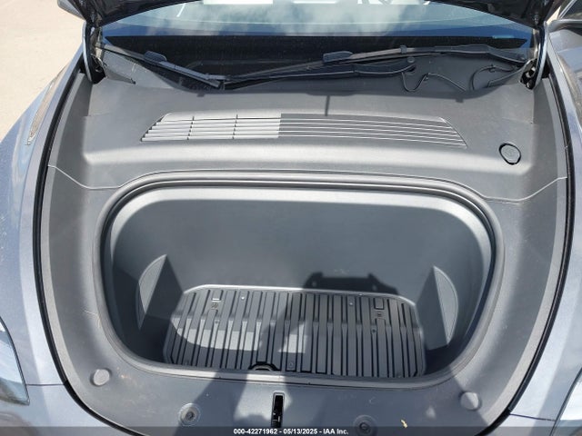 2021 TESLA MODEL Y 5YJYGDED1MF113898 Photo 9