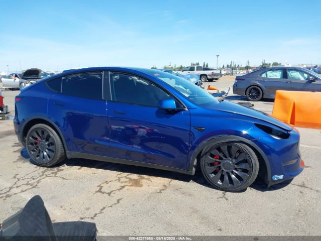 5YJYGDEF8MF267574 Tesla 2021