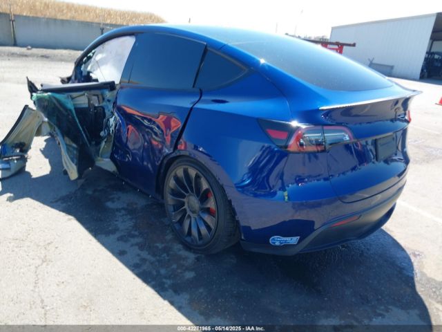 5YJYGDEF8MF267574 Tesla 2021
