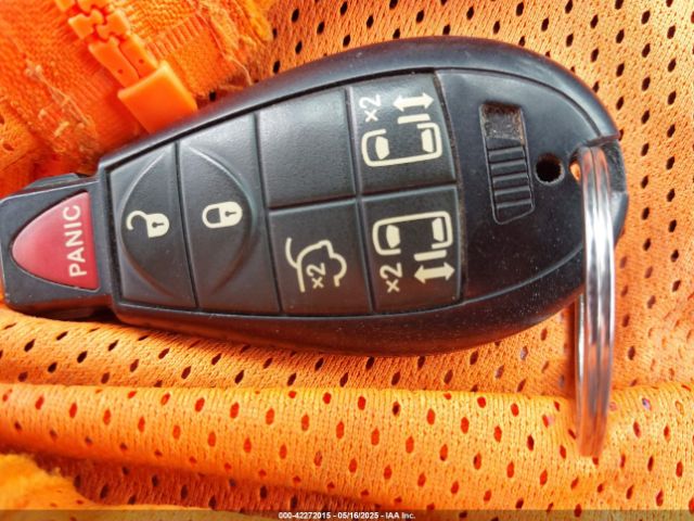 2C4RDGCG7ER212419 Dodge Grand Caravan Sxt