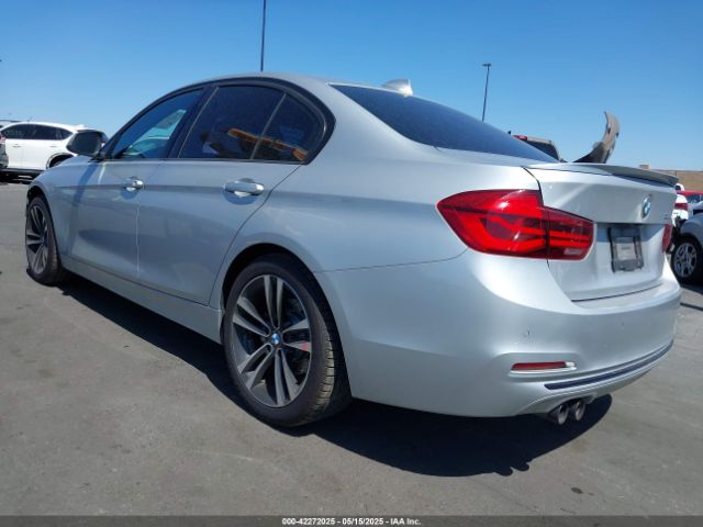 WBA8B9G57JNU96581 BMW 2018