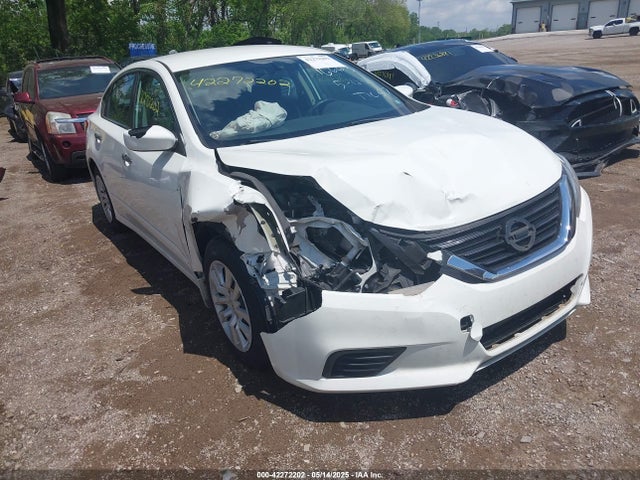 2018 1N4AL3AP3JC183120 main image