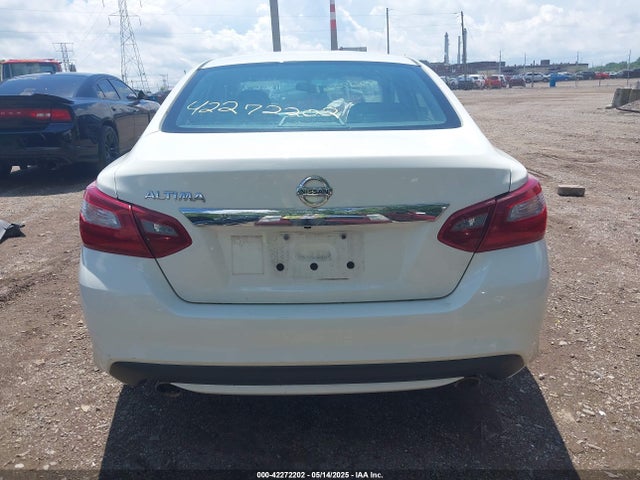 Nissan Altima 2.5 S 2018 1N4AL3AP3JC183120 Image 16
