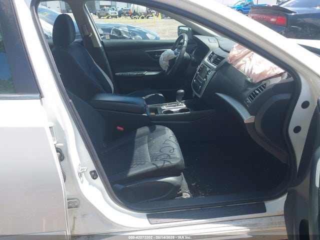 Nissan Altima 2.5 S 2018 1N4AL3AP3JC183120 Image 5
