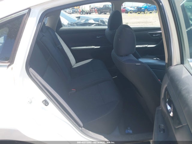 Nissan Altima 2.5 S 2018 1N4AL3AP3JC183120 Image 8