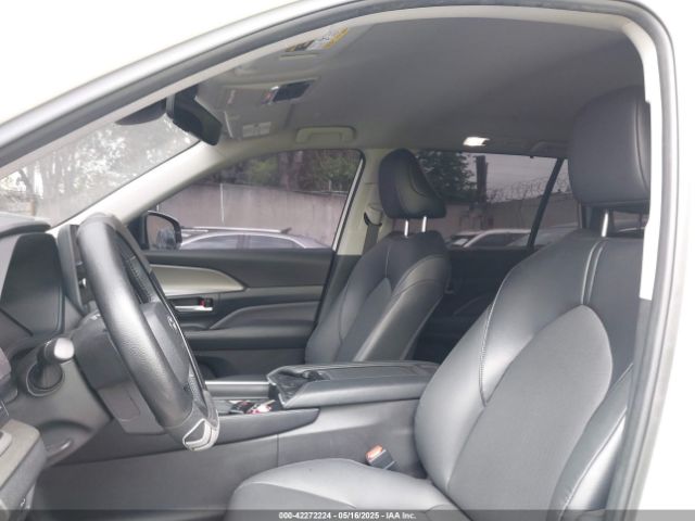 5TDAAAA59RS007427 Toyota Grand Highlander Xle