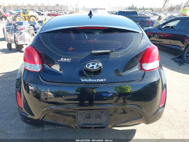 Продаж на аукціоні авто 2014 Hyundai Veloster Base W/red, vin: KMHTC6AD8EU190795, номер лоту: 42272228