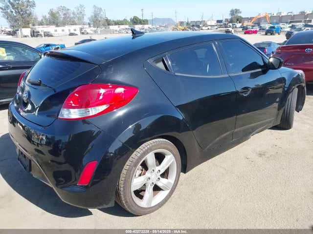 Продаж на аукціоні авто 2014 Hyundai Veloster Base W/red, vin: KMHTC6AD8EU190795, номер лоту: 42272228